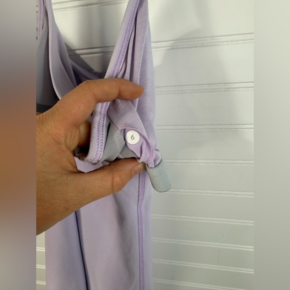 Lululemon women’s power Y lilac lavender workout tank top. Size 6. - Picture 5 of 9